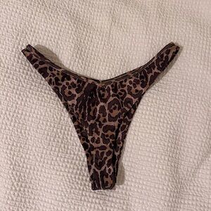 BENOA JOHNNY BOTTOM - FELINE